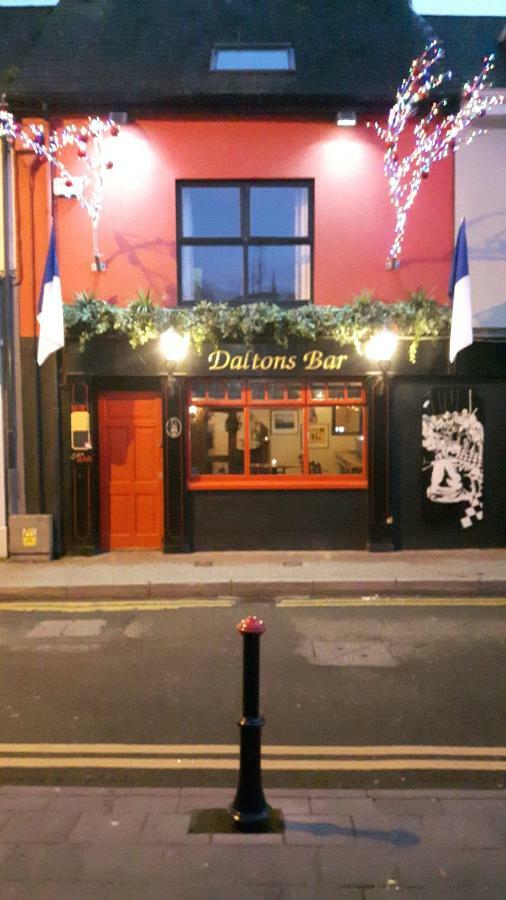 Appartamento Daltons Bar Kinsale Esterno foto